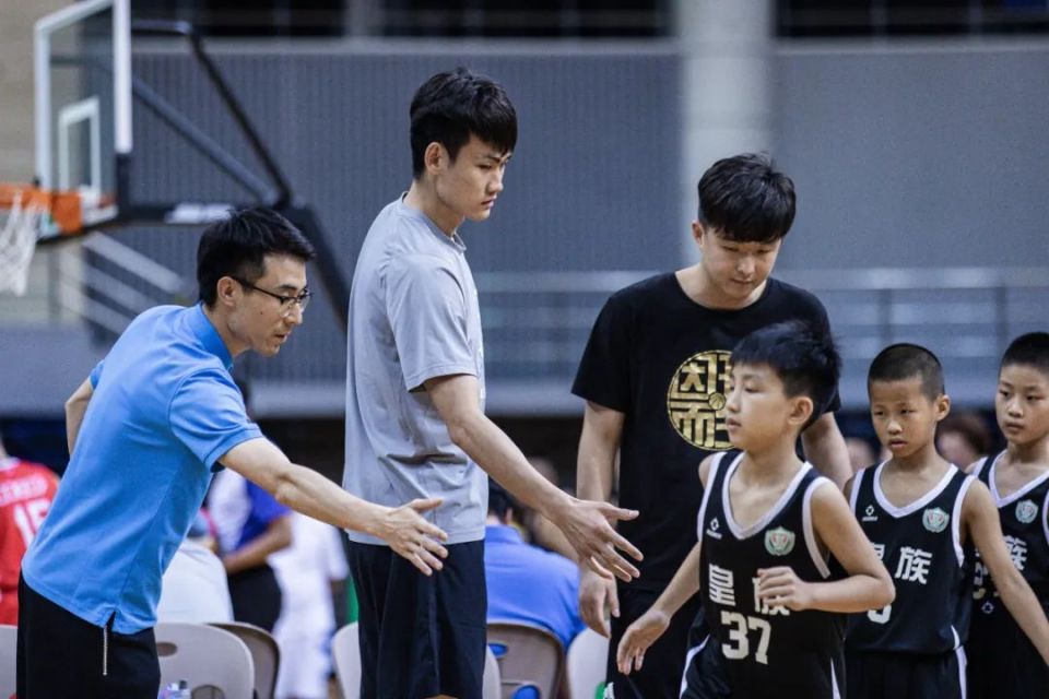 为什么篮球教练的经验很重要_1